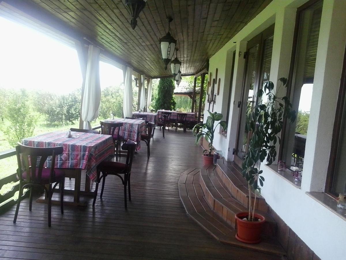 Hanu Lu Mos Opinca Deva Exterior foto